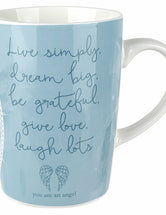 Live Simply, Dream Big Mug